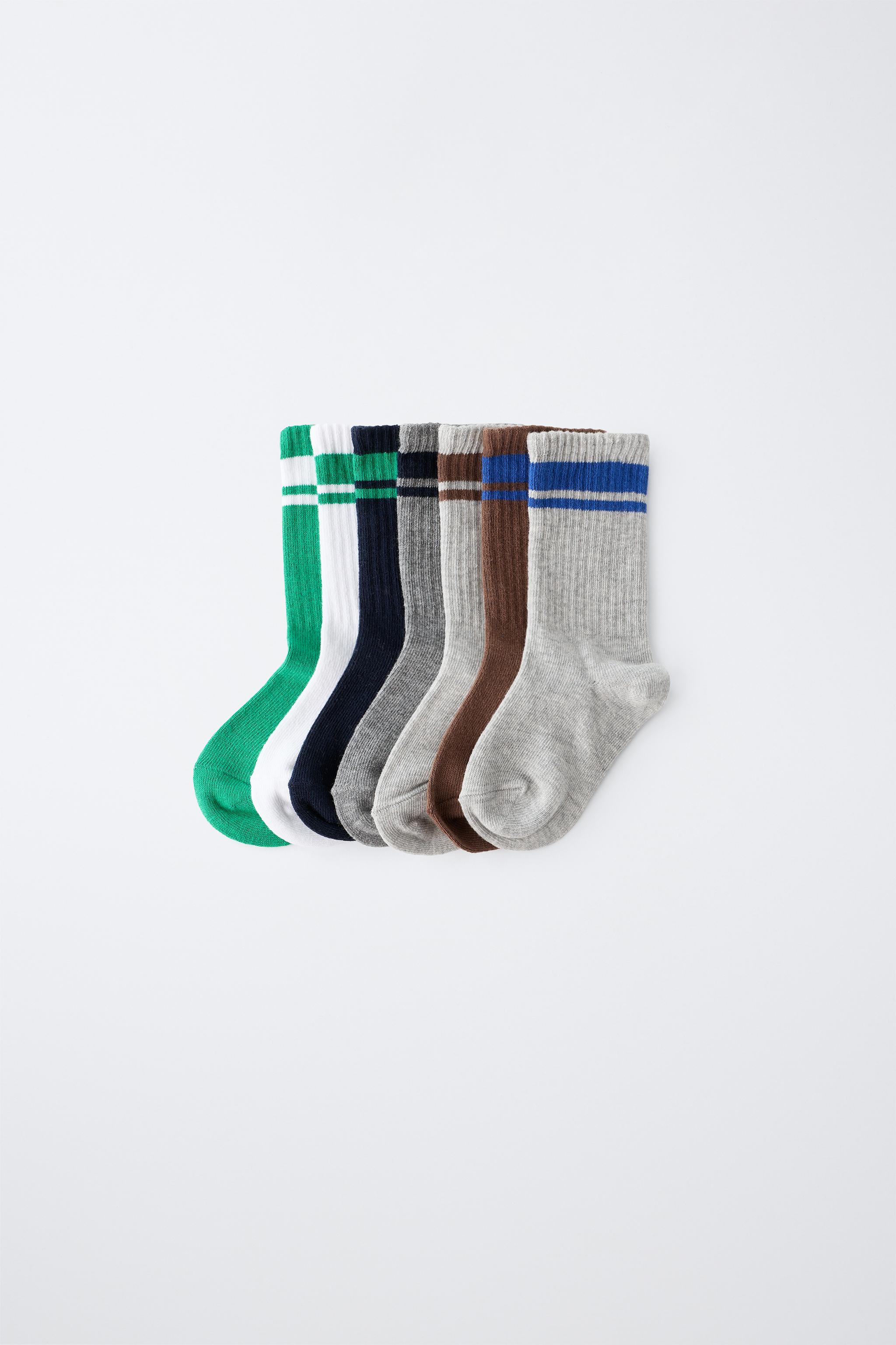 SEVEN-PACK OF STRIPED CREW SOCKS